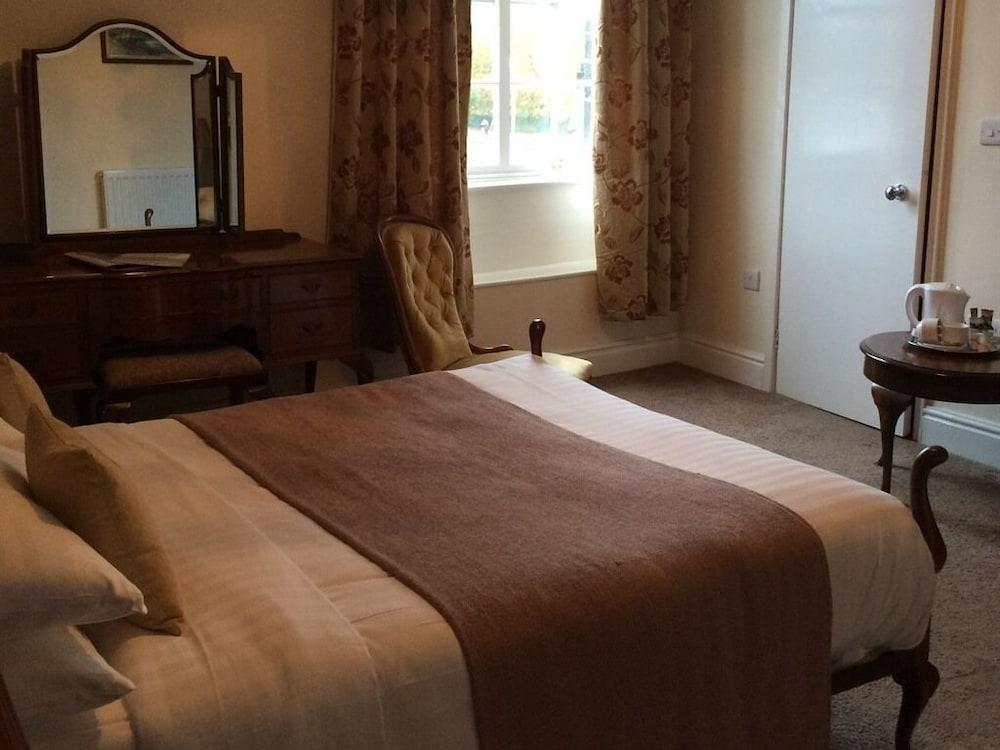 The Eagles Hotel لنروست المظهر الخارجي الصورة